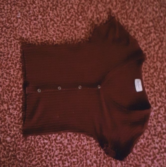 Button crop top - Picture 2 of 2